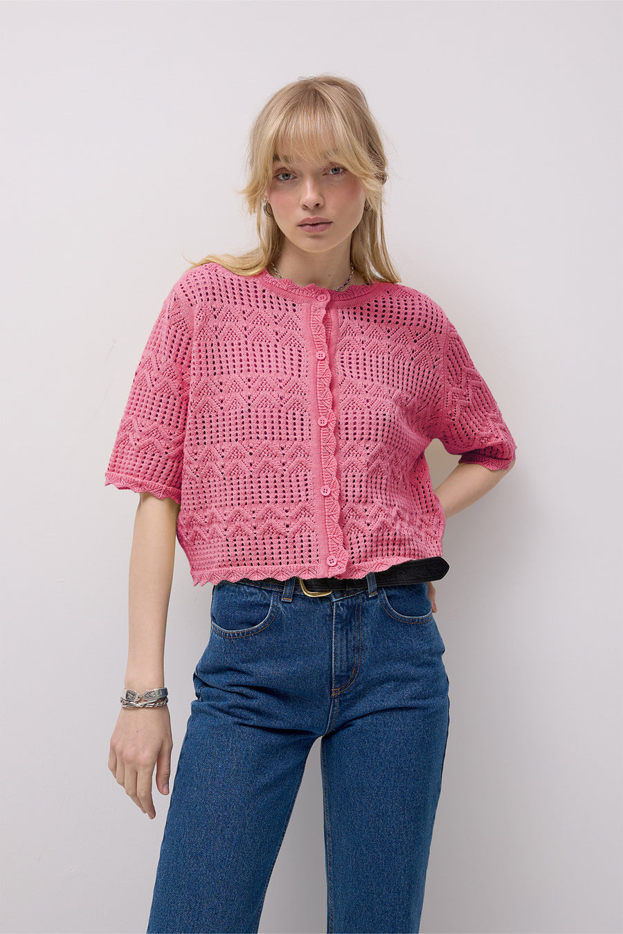 ?The model is 179 cm tall and wears size XS/S?