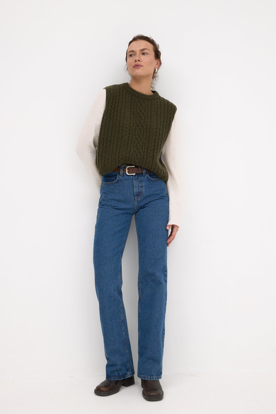Vest in wool / 22 / 04 / forest shadow