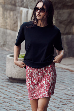 T-shirt in organic cotton / 13 / 27 / onyx black