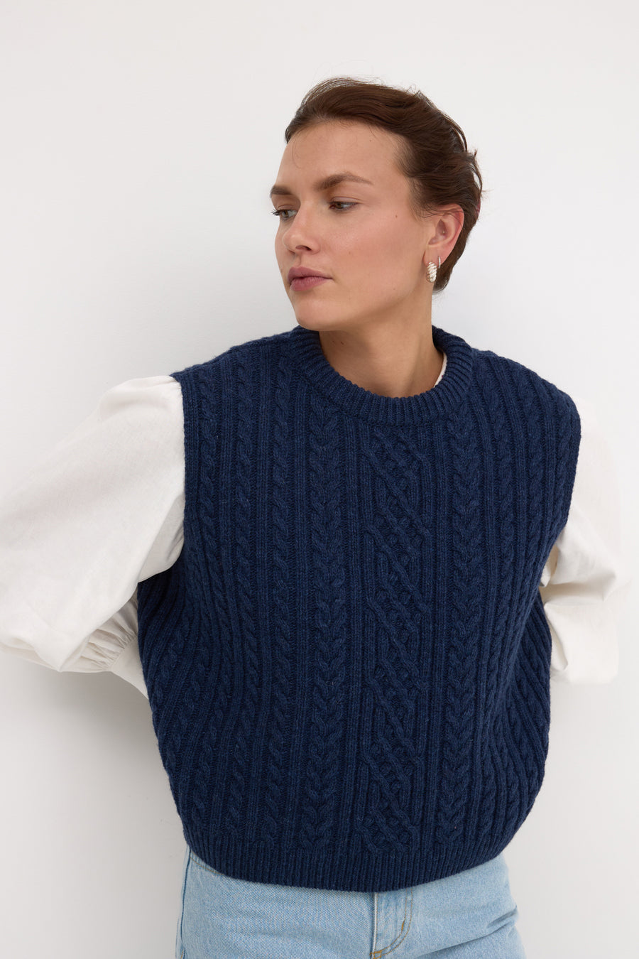 Vest in wool / 22 / 04 / night blue