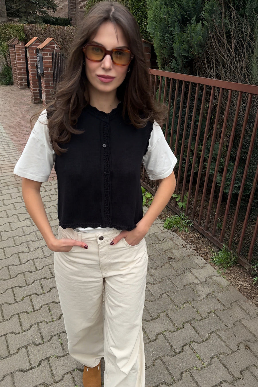 Vest in organic cotton / 22 / 01 / onyx black