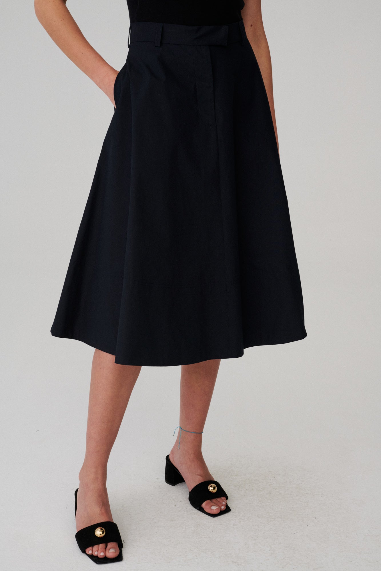 Skirt in organic cotton / 07 / 06 / onyx black
