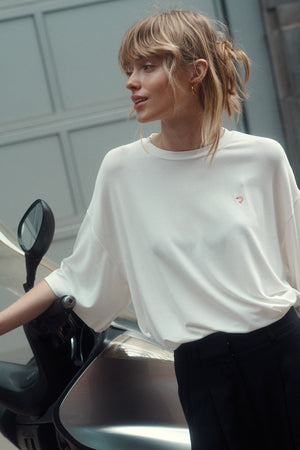 T-shirt in viscose / 13 / 26 / pearl white / shrimp
