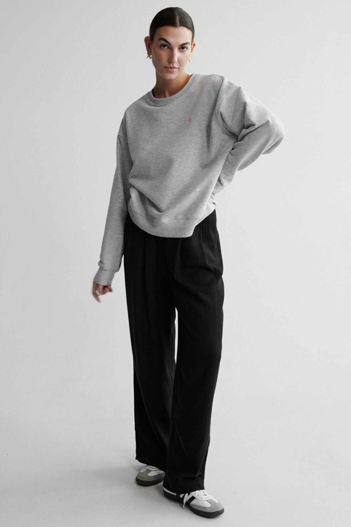 Sweatshirt in cotton / 17 / 16 / mist grey / shrimp