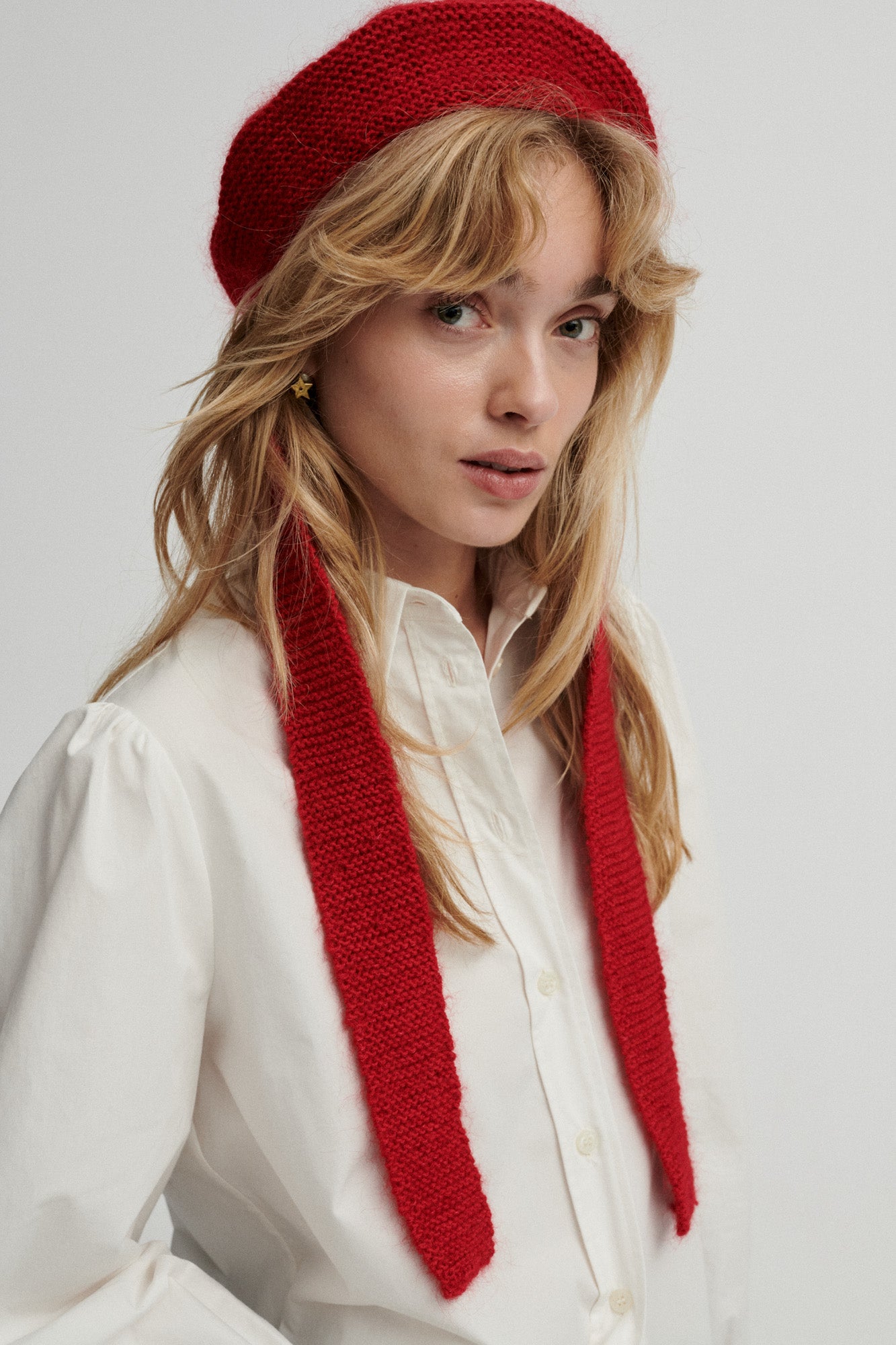 Beret in merino, mohair & silk blend / maroon red