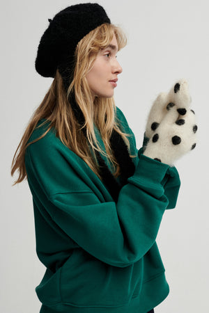 Gloves in merino, mohair & silk blend / polka dots