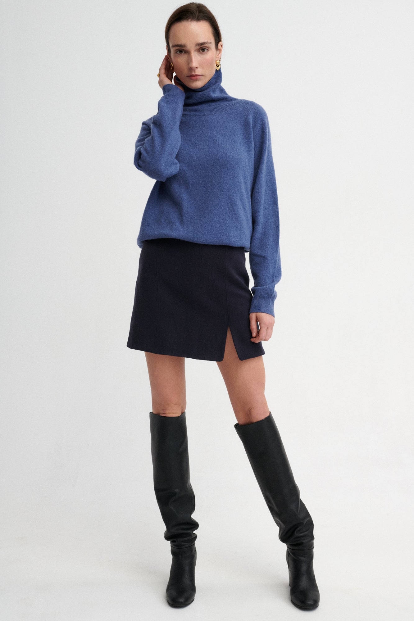 Sweater in merino wool / 16 / 13 / storm blue
