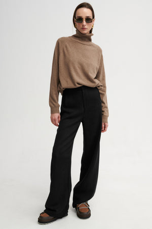 Sweater in merino wool / 16 / 13 / antique brown