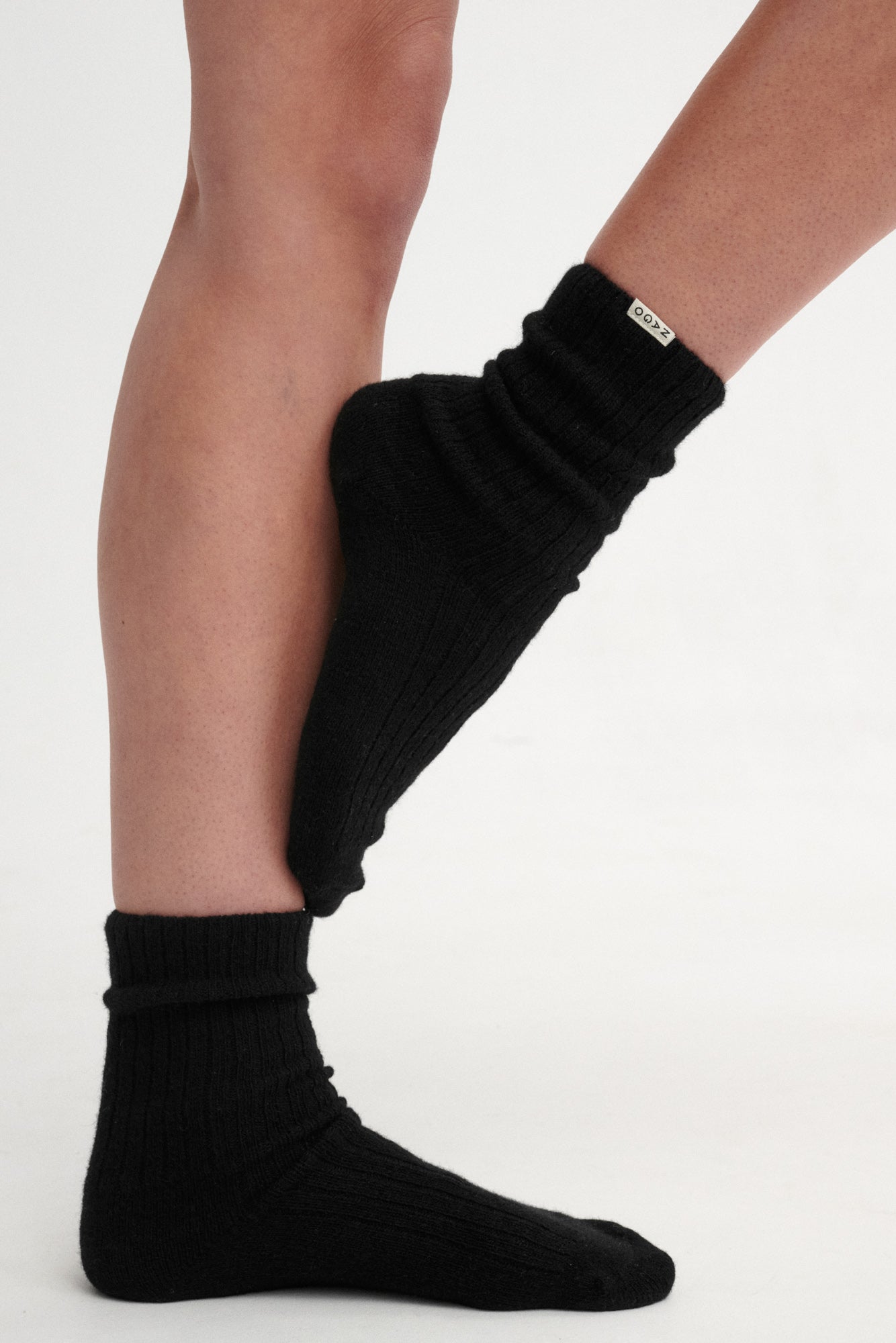 Socks in wool blend / onyx black