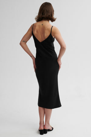 Tencel™ dress / 03 / 17 / onyx black