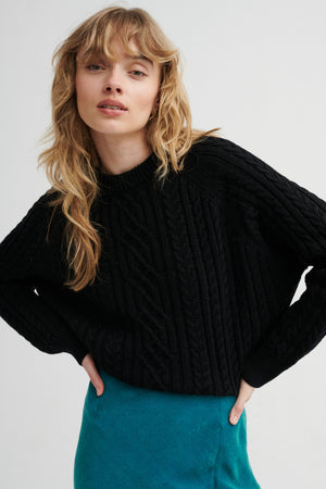 Sweater in organic cotton / 16 / 14 / onyx black