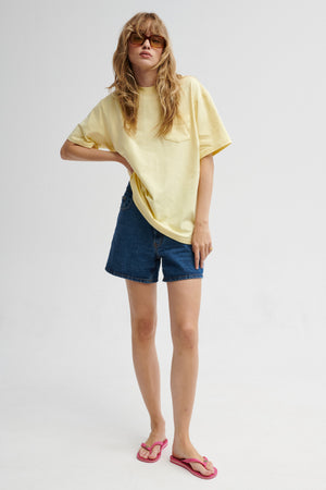 T-shirt in fine cotton / 13 / 28 / butter yellow