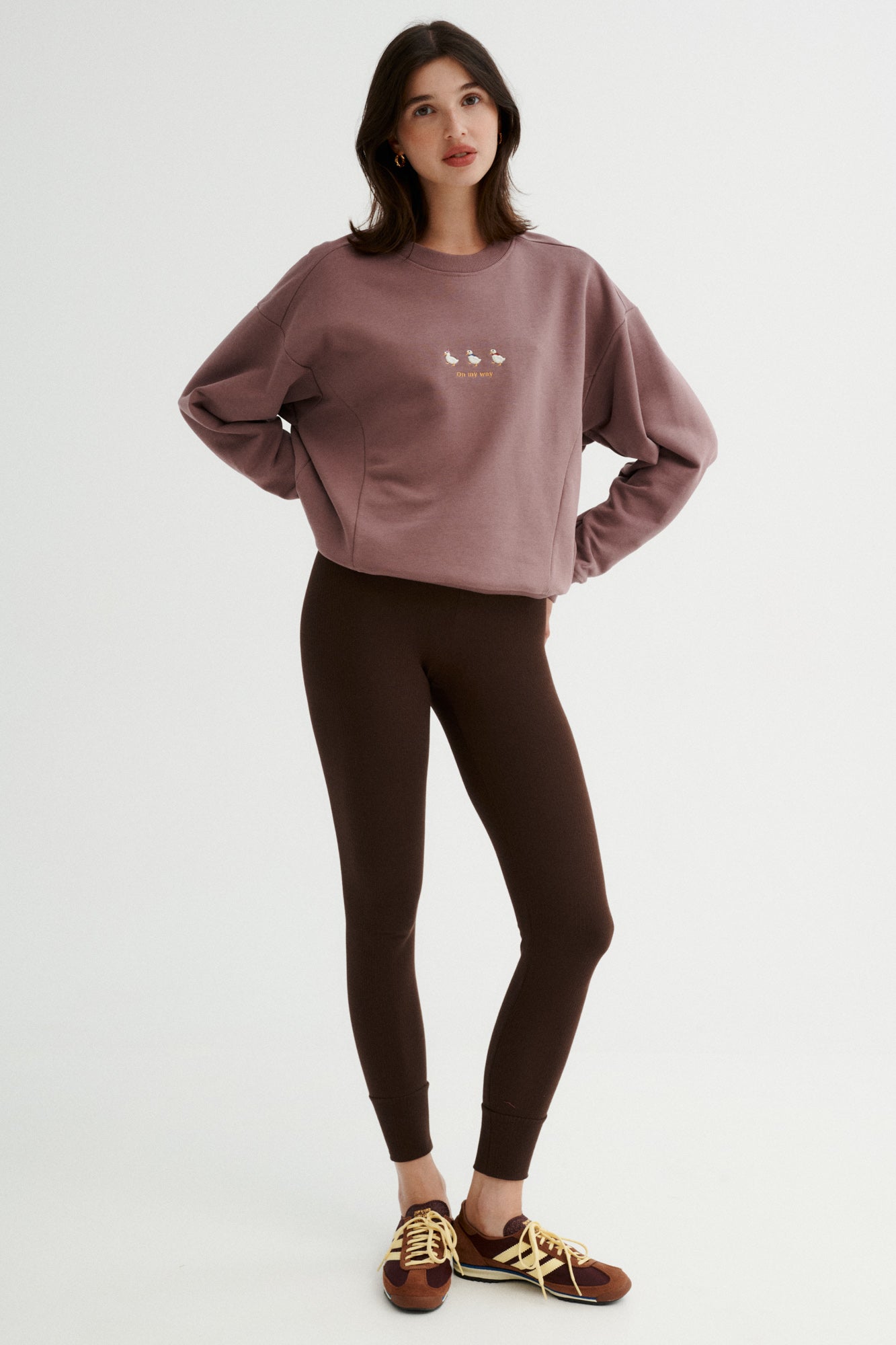 Leggings in organic cotton / 04 / 01 / dark chocolate