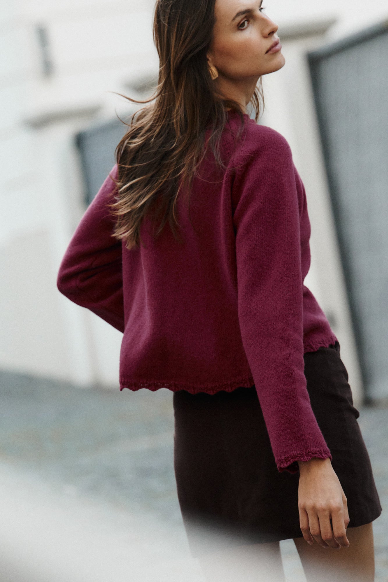 Cardigan in wool / 16 / 15 / wildberry  *cotton-corduroy-skirt-07-12-ebony-wood*?Model is 180cm tall and wears size XS/S?