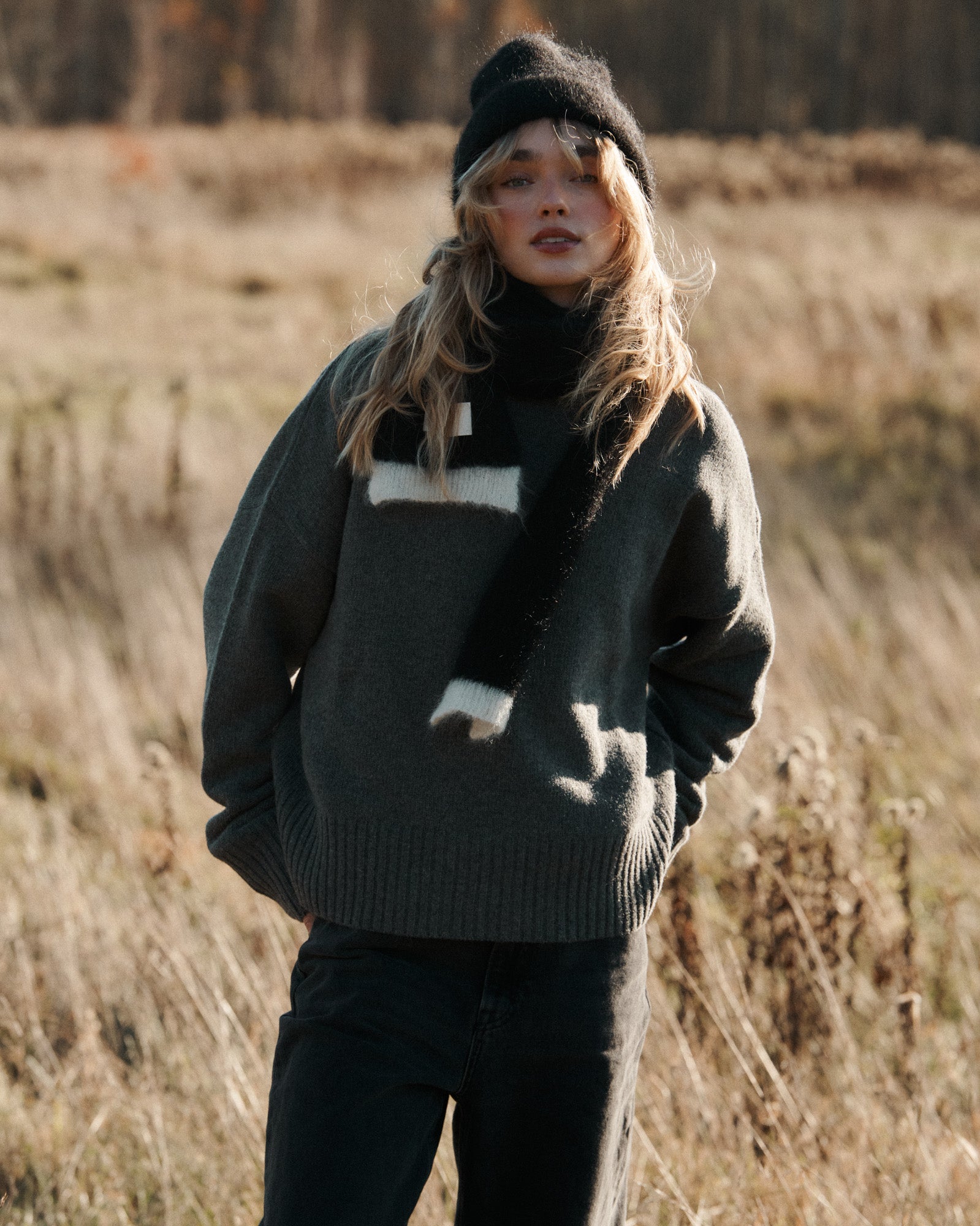 Beanie in mohair & alpaca blend / 21 / 15 / onyx black