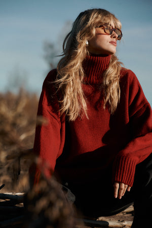 Turtleneck in wool / 16 / 16 / cranberry red