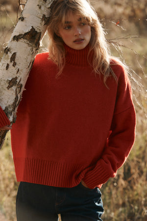 Turtleneck in wool / 16 / 16 / orchid red