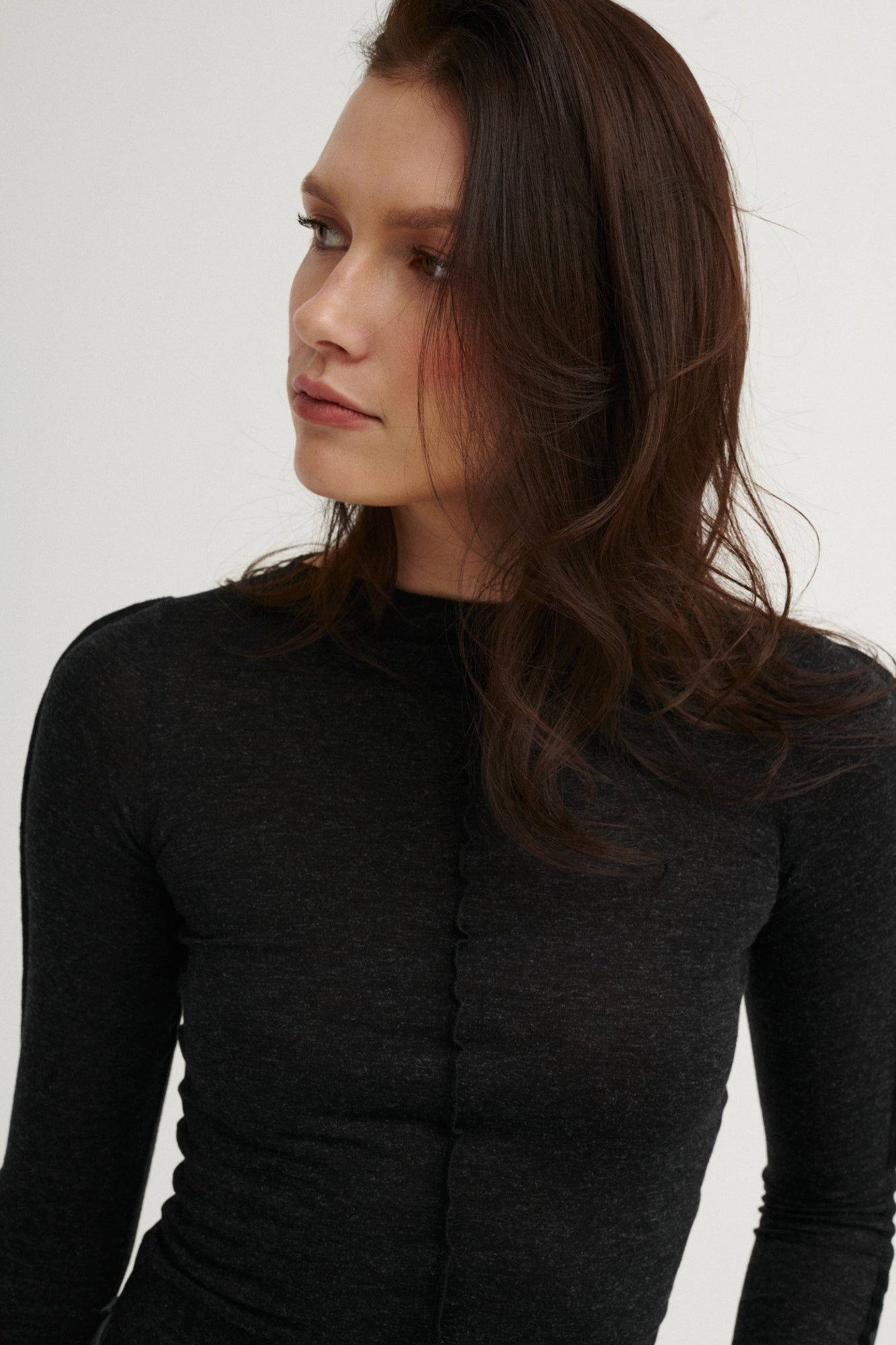 Longsleeve in viscose / 14 / 02 / glossy black