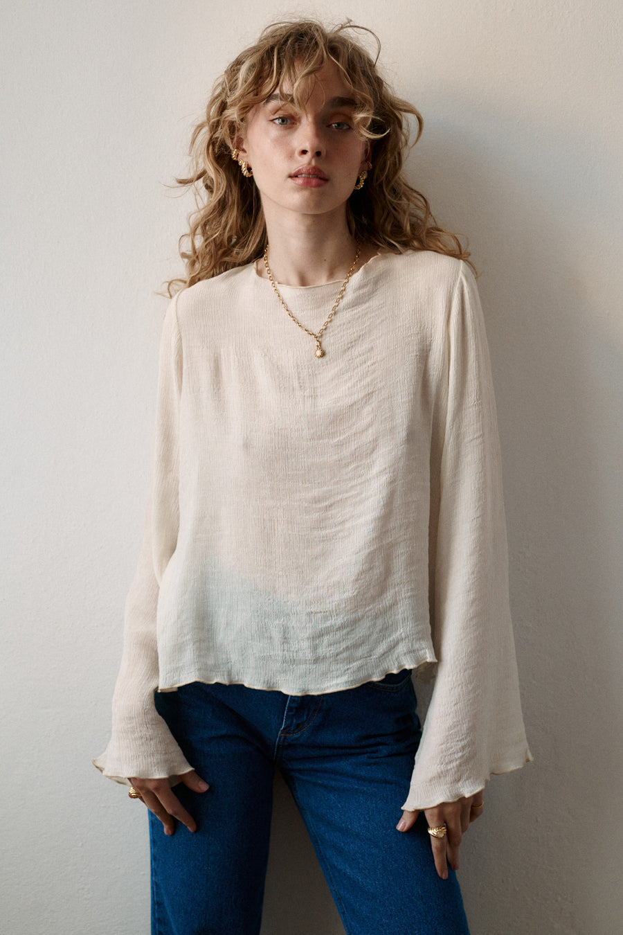 Blouse in viscose / 12 / 21 / cream white