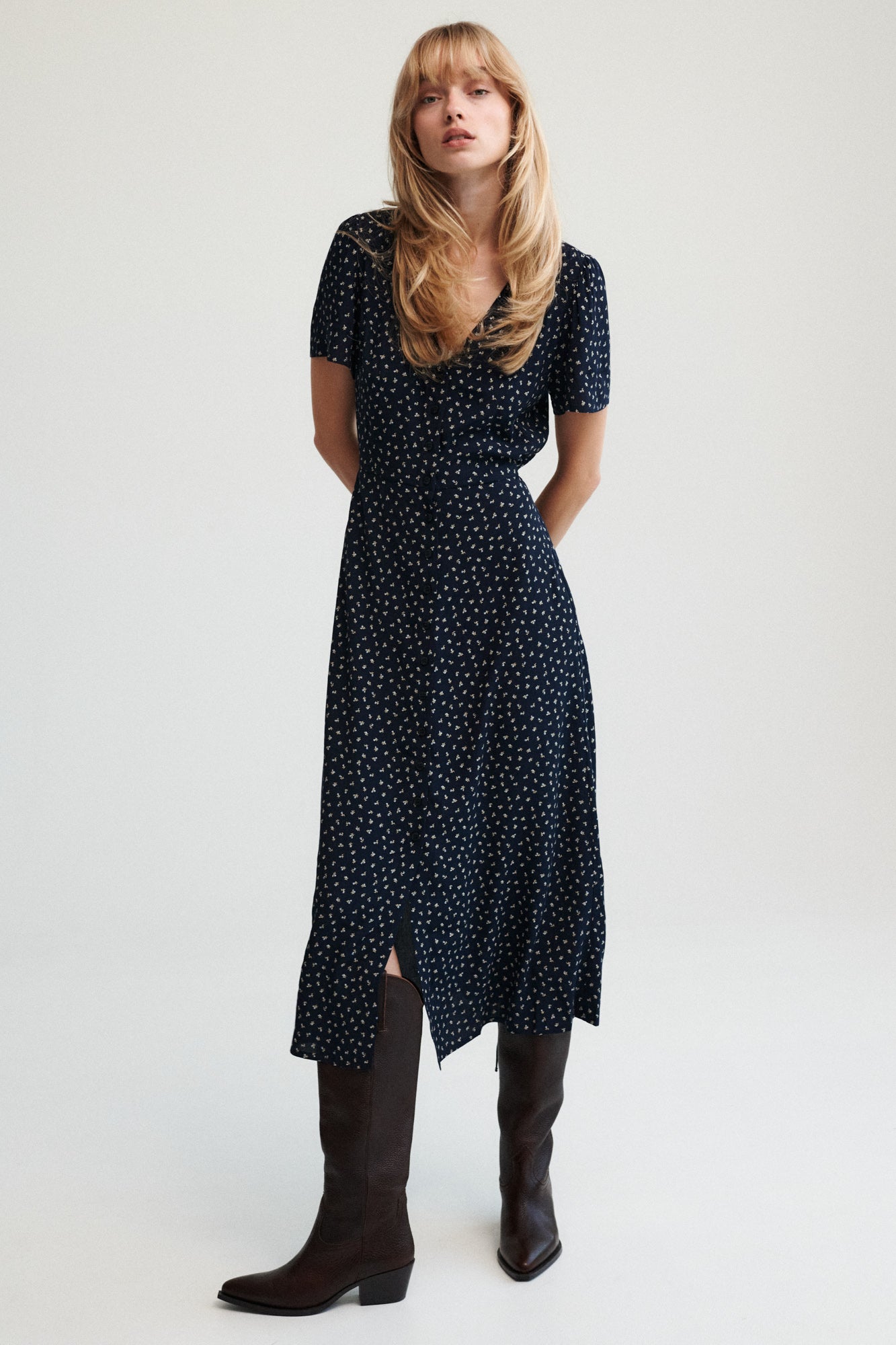 Dress in viscose / 03 / 33 / forget-me-not blue
