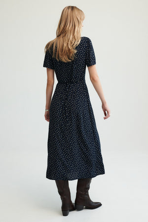 Dress in viscose / 03 / 33 / forget-me-not blue