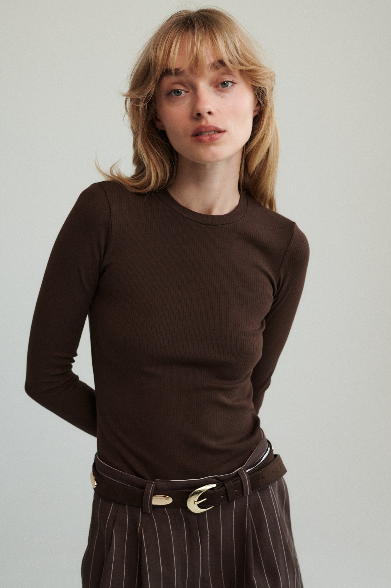 Longsleeve in organic cotton / 14 / 23 / dark chocolate