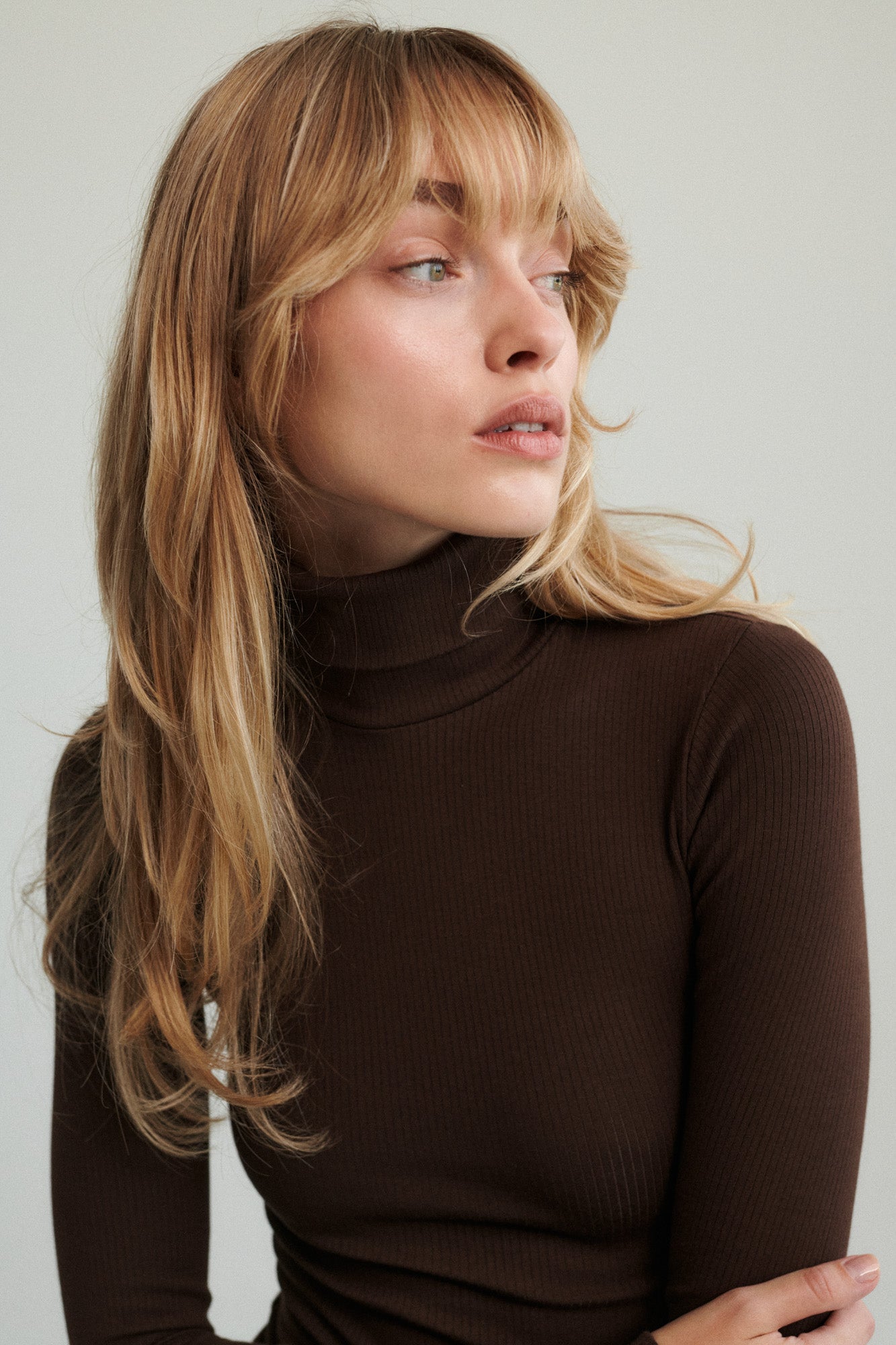 Turtleneck in organic cotton / 15 / 08 / dark chocolate