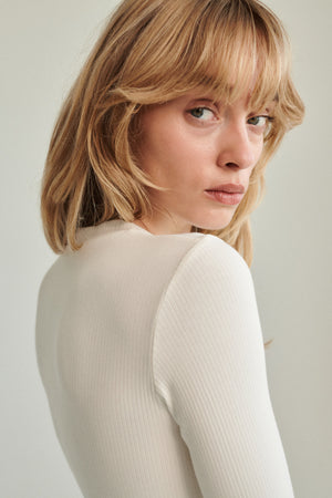 Longsleeve in organic cotton / 14 / 23 / cream white
