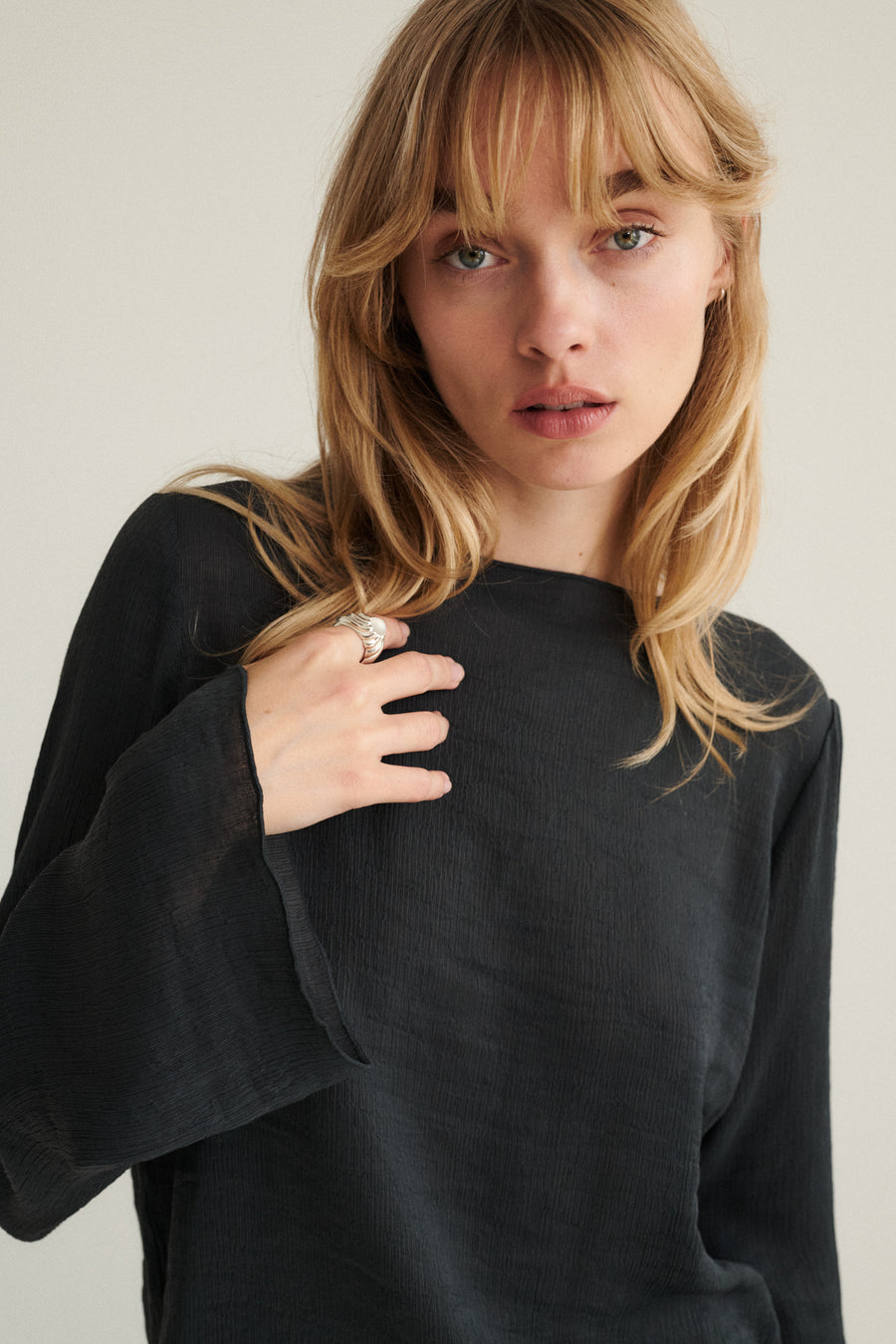 Blouse in viscose / 12 / 21 / graphite