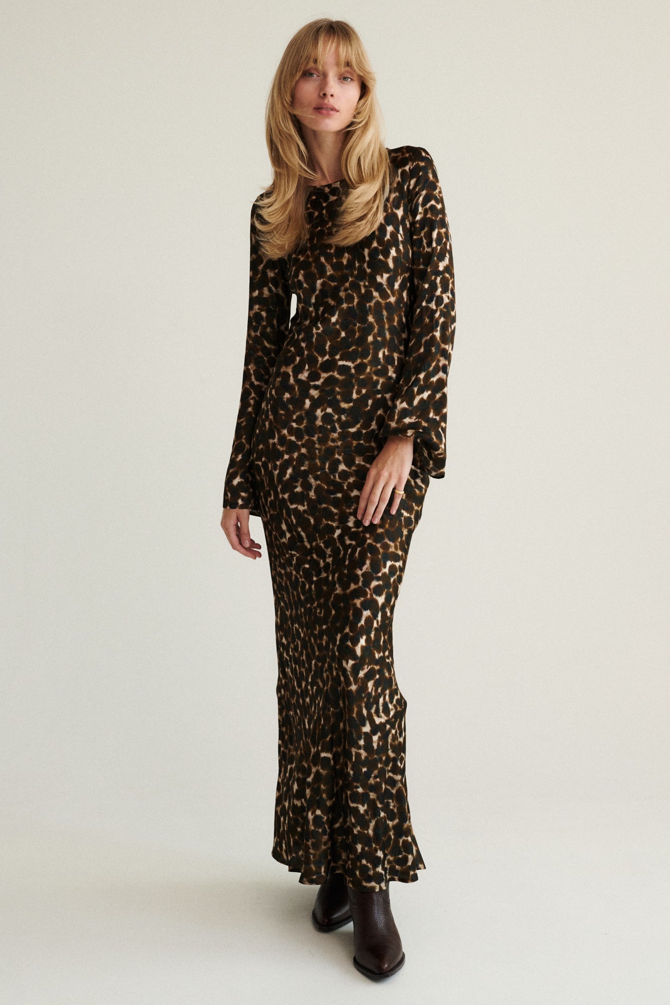 Dress in viscose / 03 / 34 / autumn brown