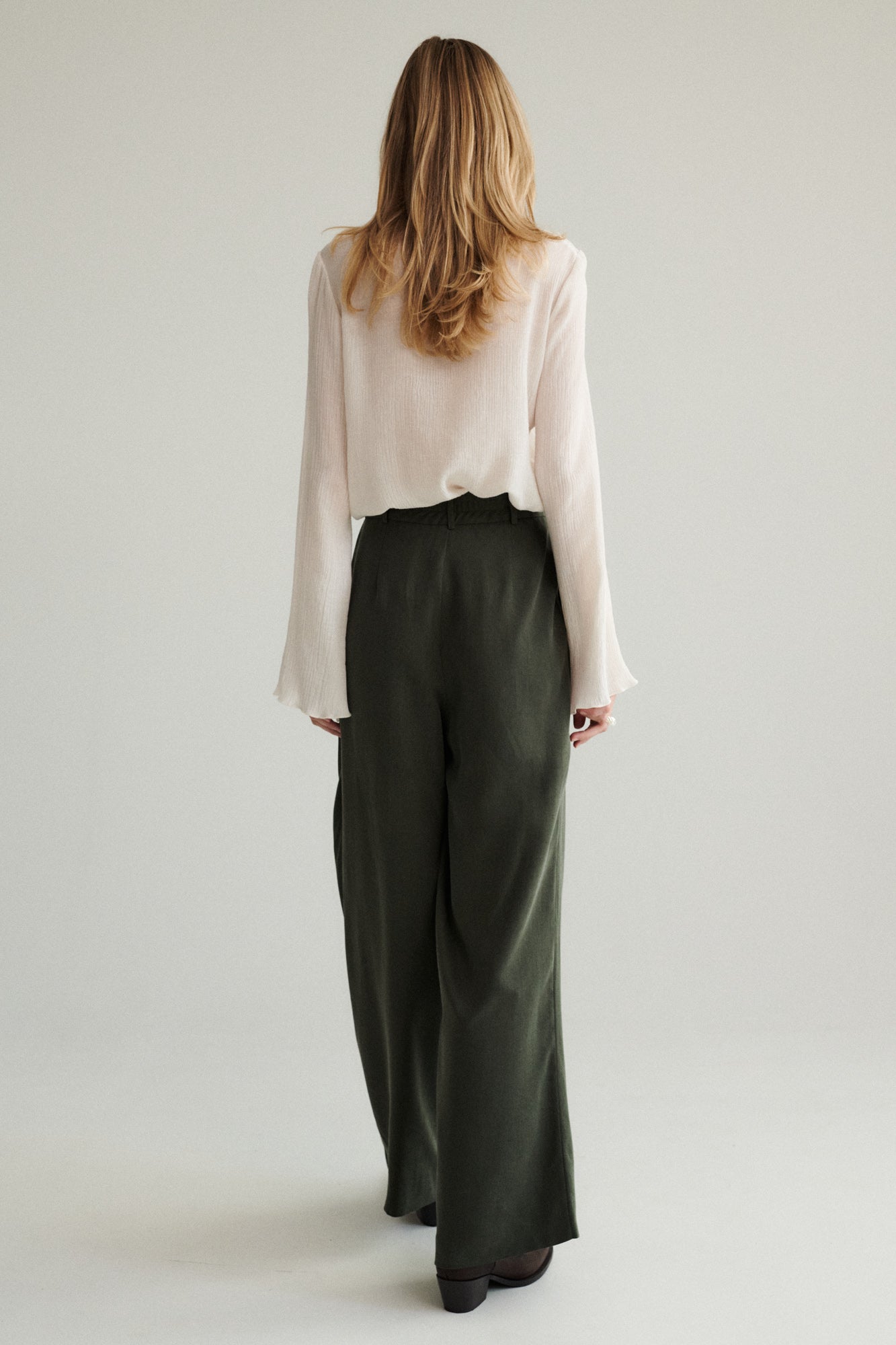 Tencel™ trousers / 05 / 02 / autumn green
