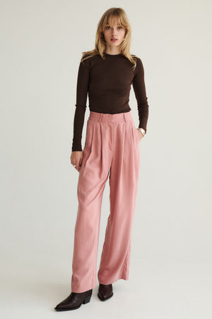 Tencel™ trousers / 05 / 02 / blush pink