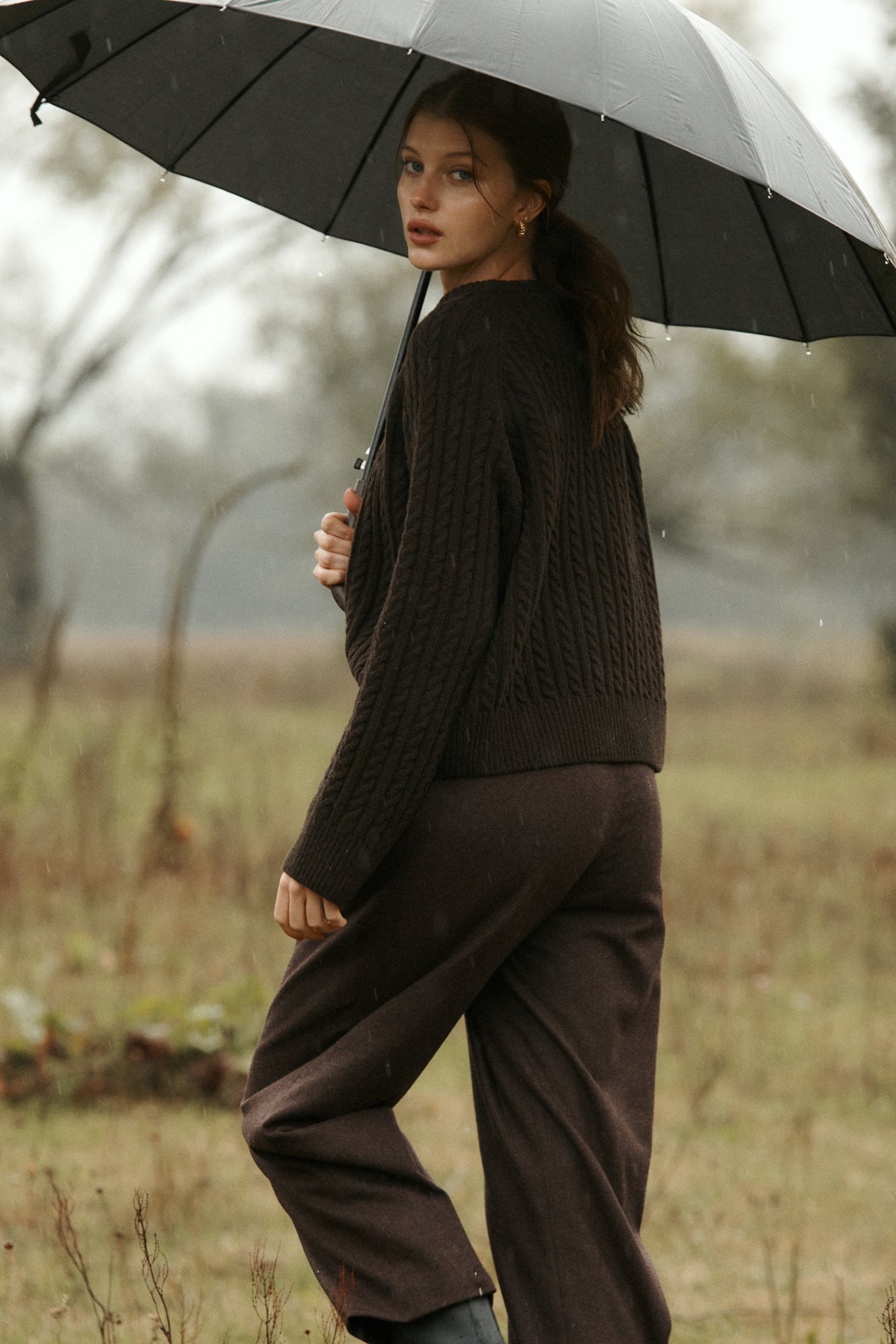 Trousers in wool & viscose blend / 05 / 23 / deep brown