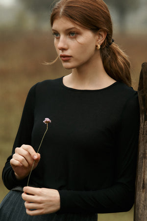 Longsleeve in viscose / 14 / 08 / onyx black