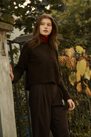 Cardigan in wool / 16 / 15 / dark brown