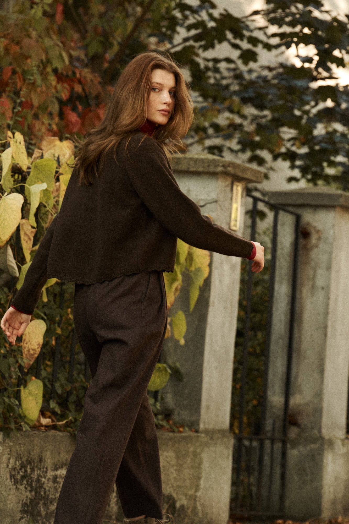 Cardigan in wool / 16 / 15 / dark brown