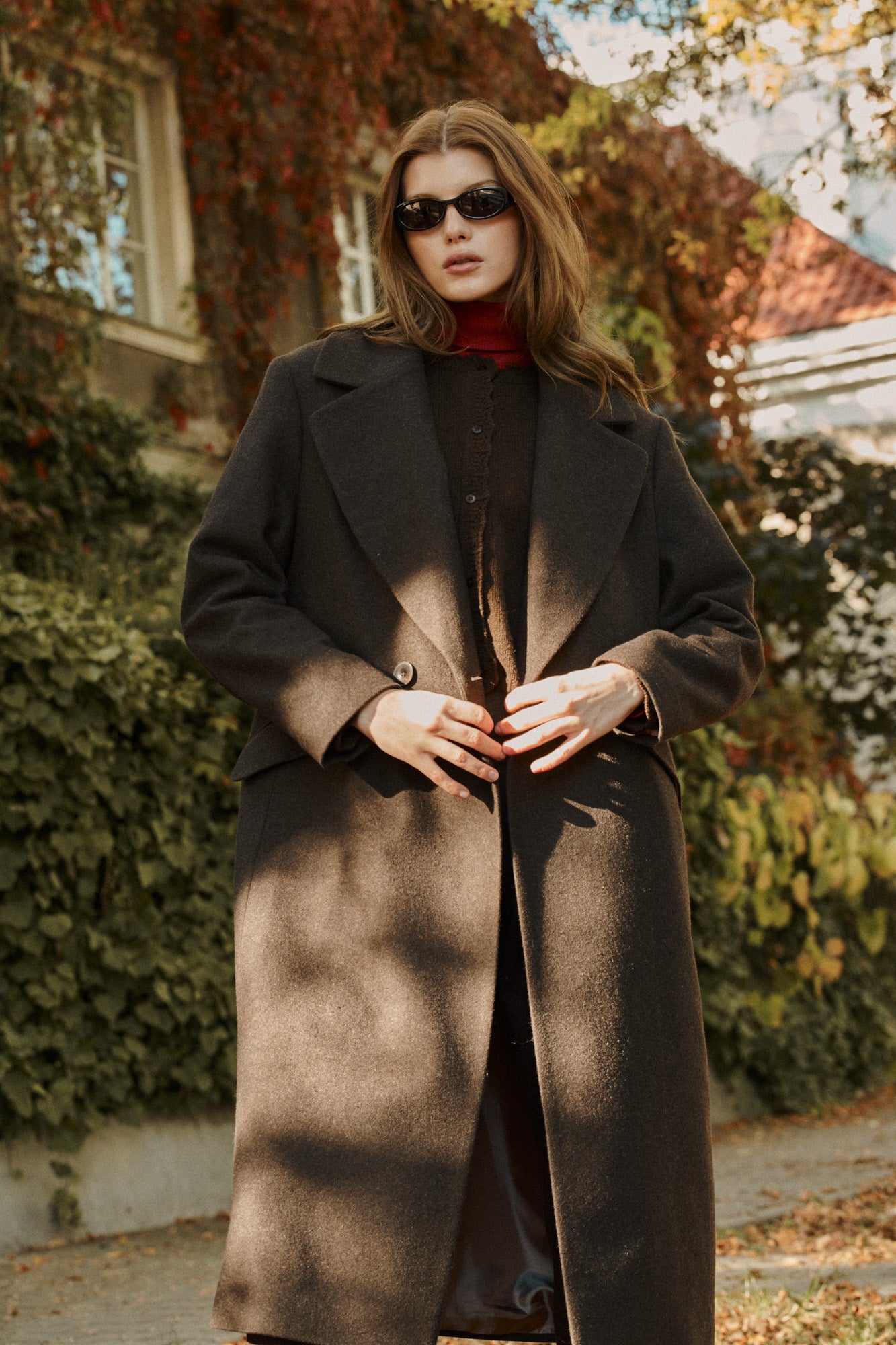 Coat in wool / 18 / 15 / ebony wood