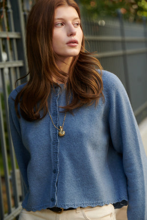 Cardigan in wool / 16 / 15 / storm blue