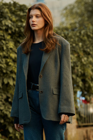 Blazer in virgin wool & viscose blend / 18 / 09 / misty forest