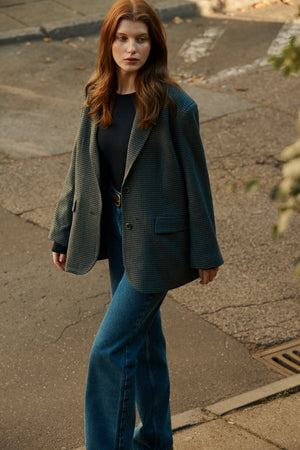 Blazer in virgin wool & viscose blend / 18 / 09 / misty forest