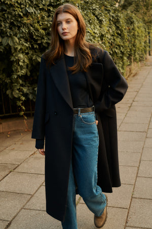 Coat in wool & cashmere blend / 18 / 15 / night blue