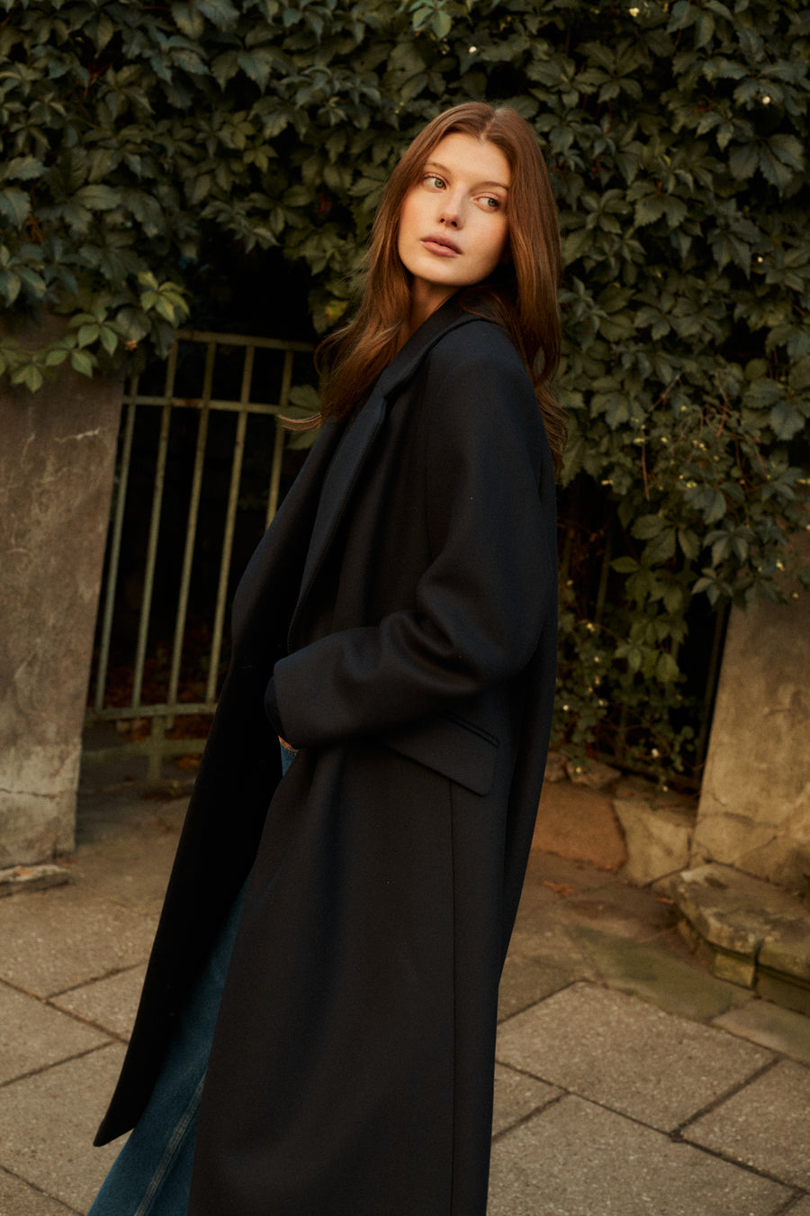 Coat in wool & cashmere blend / 18 / 15 / night blue