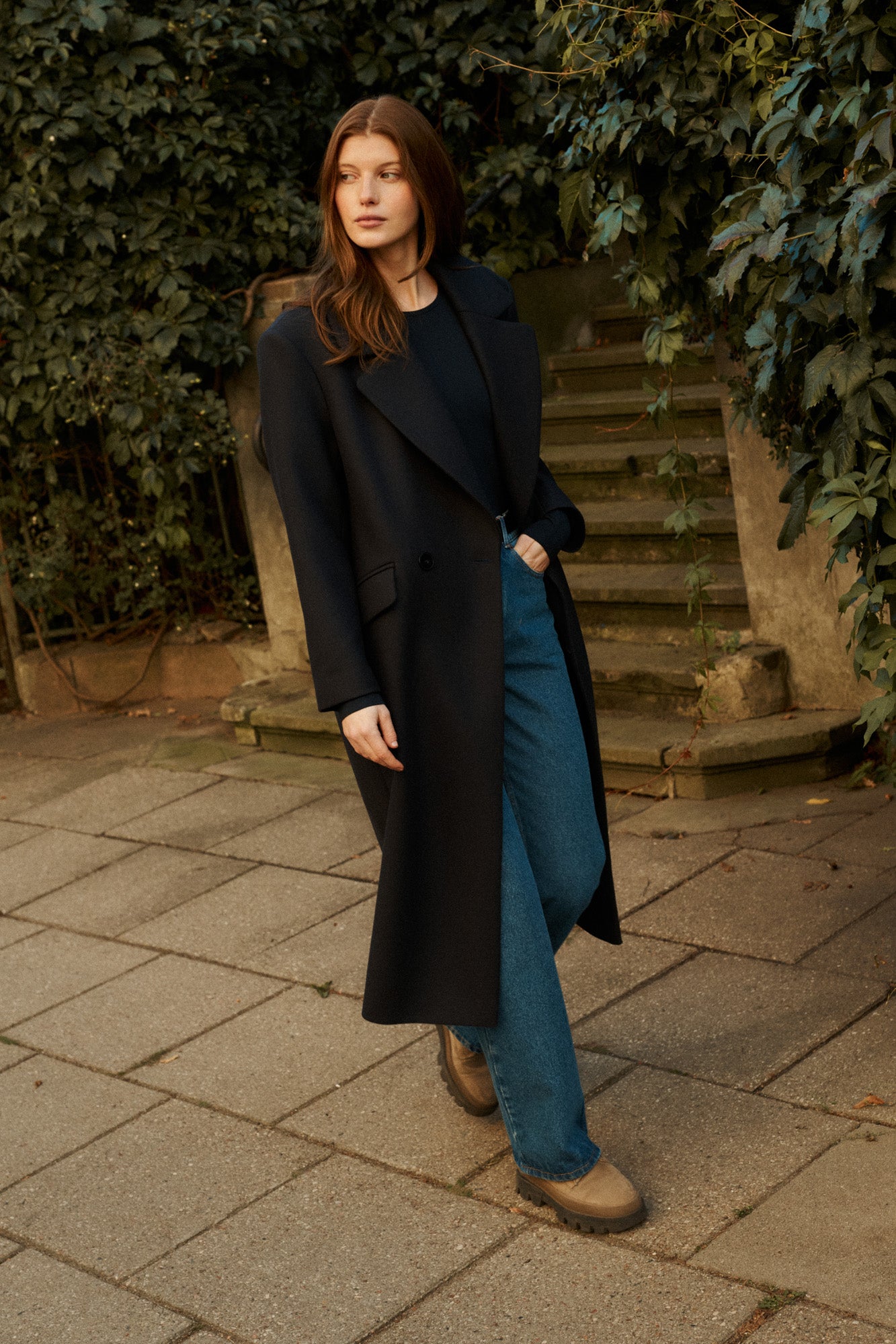 Coat in wool & cashmere blend / 18 / 15 / night blue