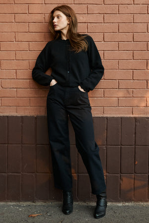 Cardigan in wool / 16 / 15 / onyx black