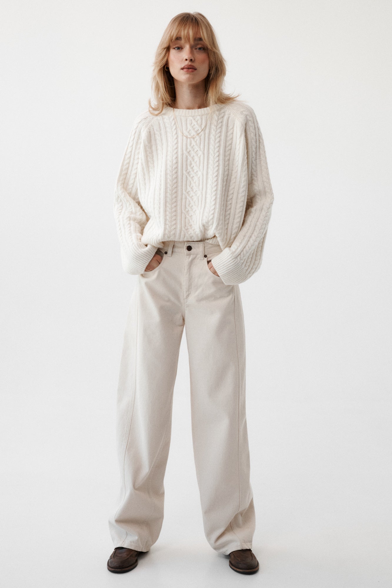 Sweater in wool / 16 / 19 / cream white