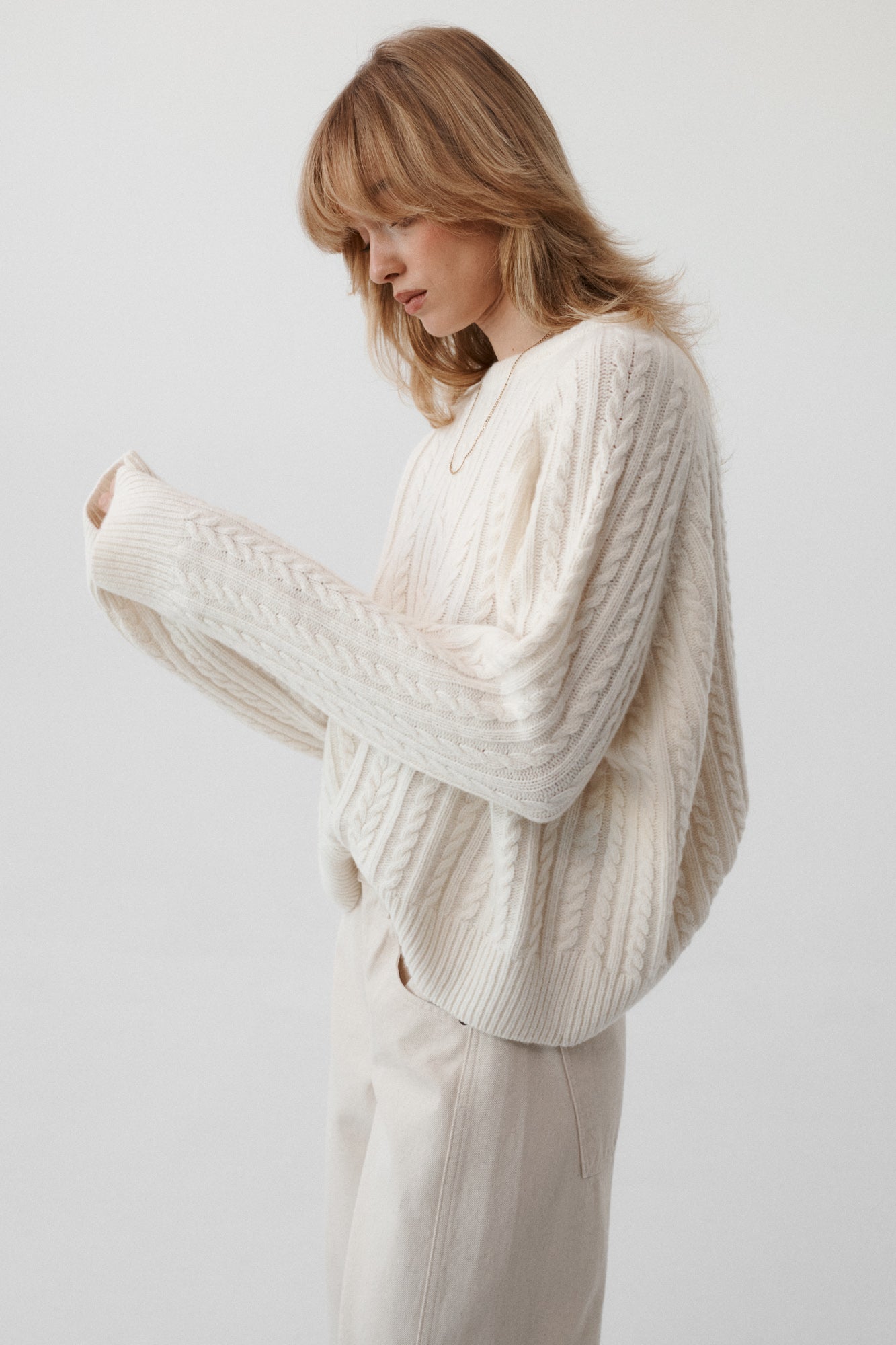 Sweater in wool / 16 / 19 / cream white