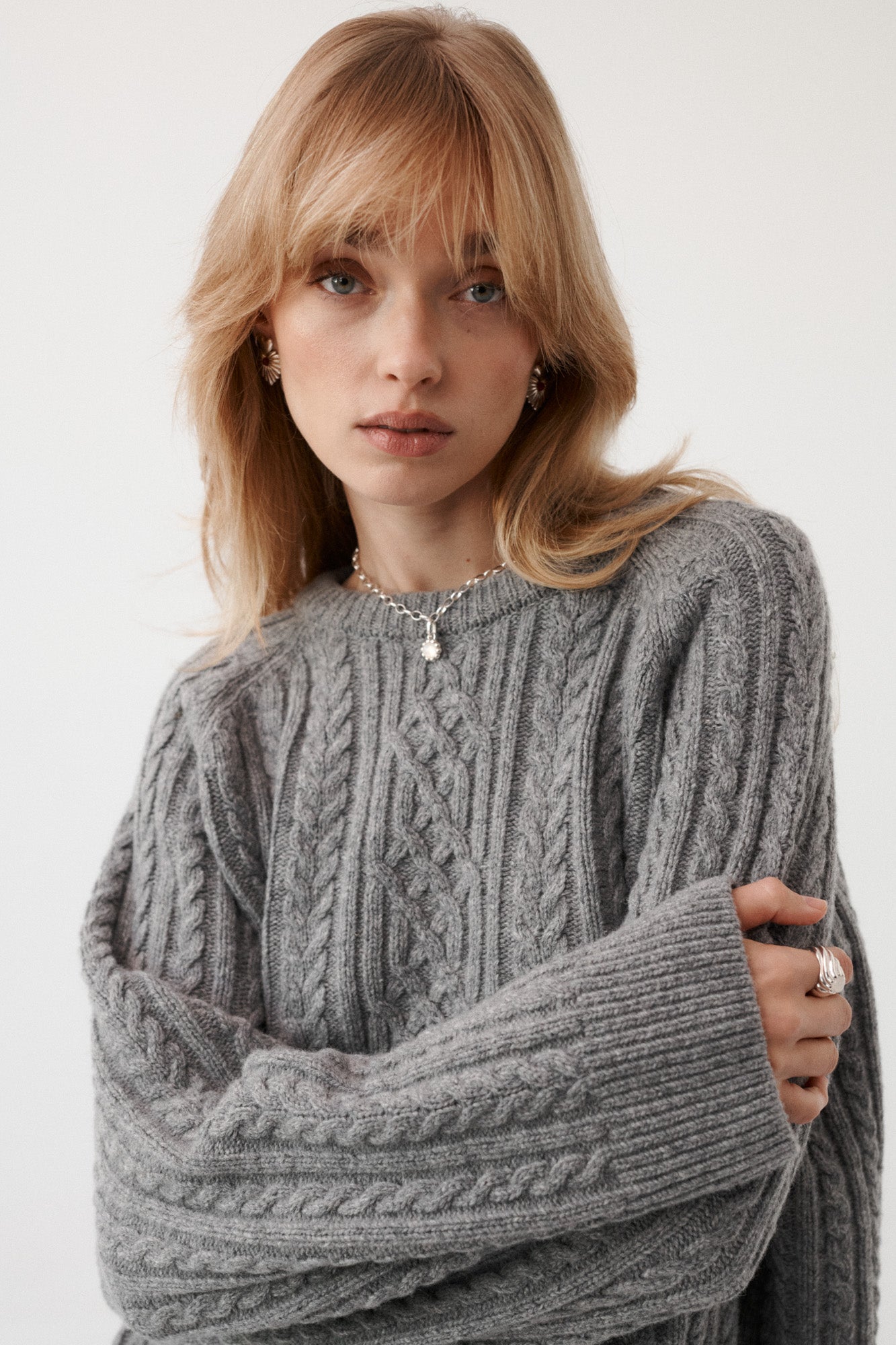 Sweater in wool / 16 / 19 / light graphite