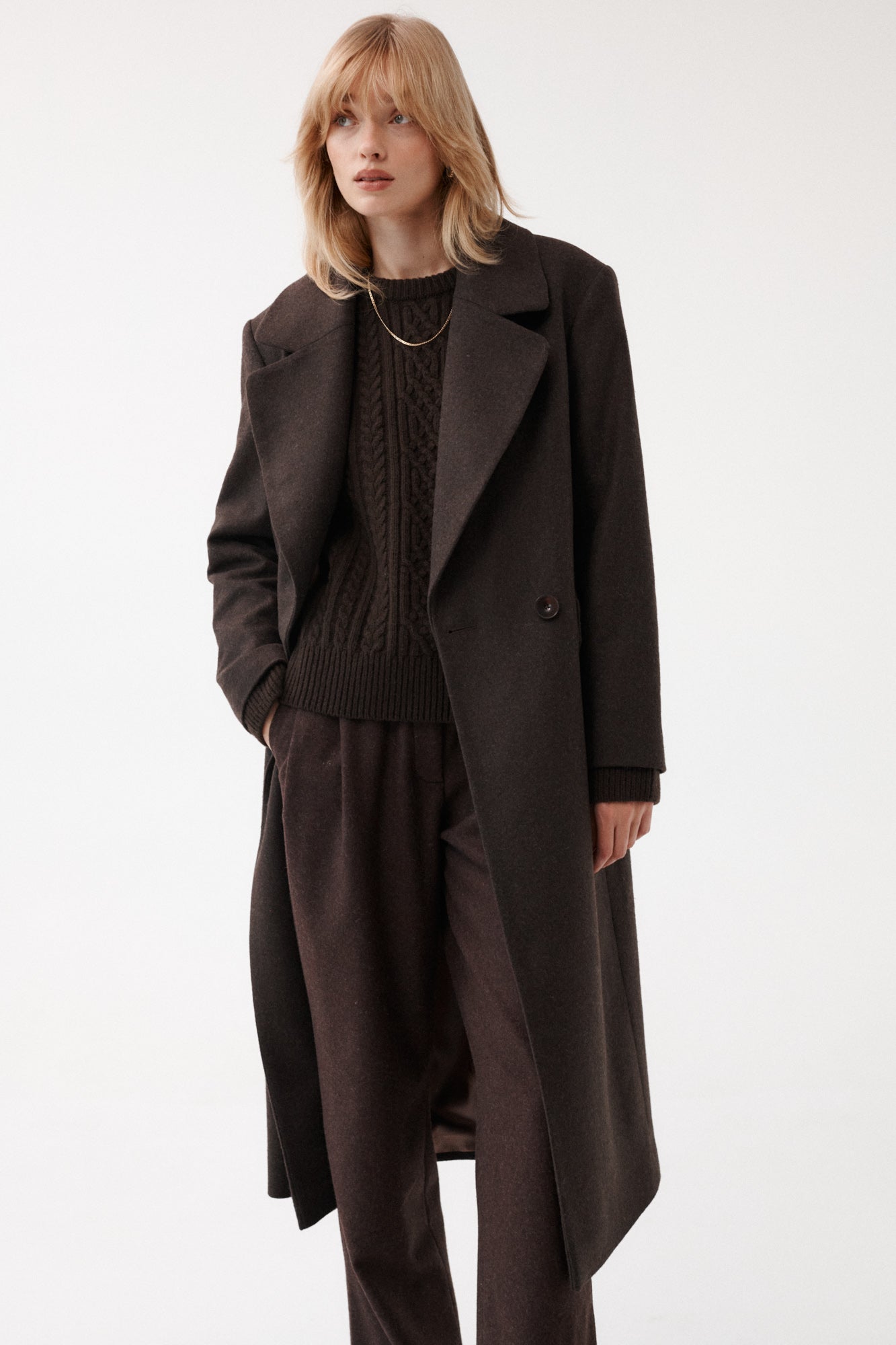 Coat in wool / 18 / 15 / ebony wood