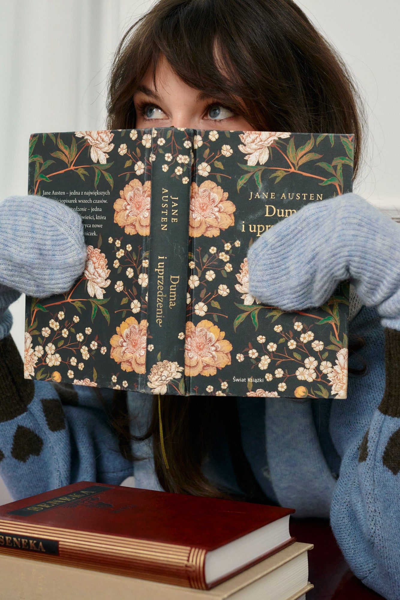 *wool-cardigan-16-21-nutcracker*