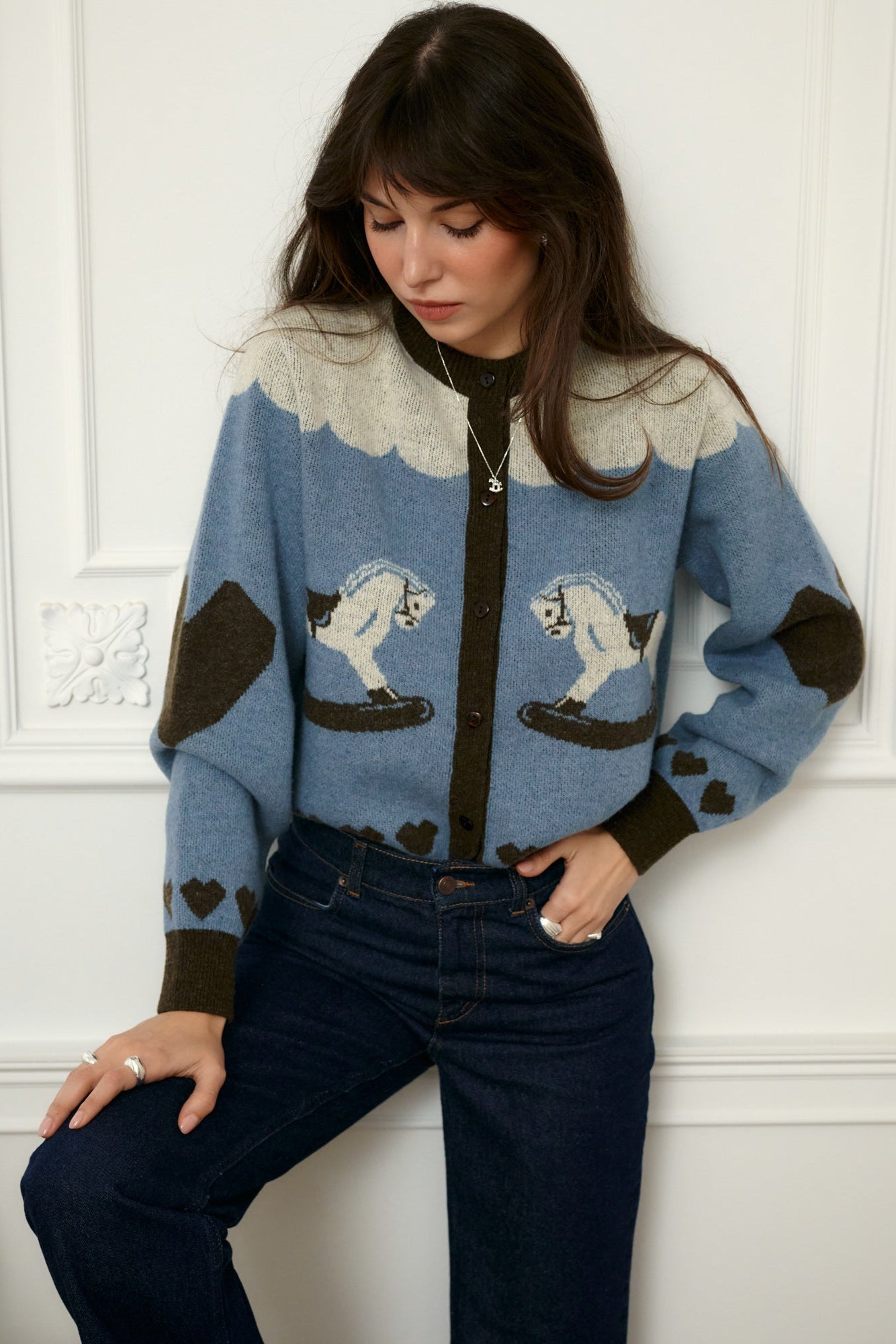 *jeans-from-recycled-cotton-05-22-dark-indigo*?The model is 178 cm tall and wears size M/L?